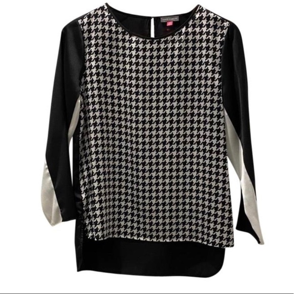 Vince Camuto Tops - Vince Camuto Houndstooth Blouse